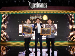 Inti Solar dan Lemone Raih Superbrands Award 2023 Inti Solar dan Lemone Raih Superbrands Award 2023