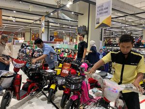 Murah Meriah! Sepeda Listrik di Transmart Full Day Sale Mulai Rp 2,8 Juta Murah Meriah! Sepeda Listrik di Transmart Full Day Sale Mulai Rp 2,8 Juta