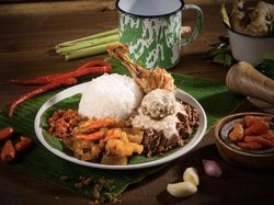 5 Restoran Jawa di Bekasi Ini Punya Rawon hingga Gudeg yang Mantap Poll 5 Restoran Jawa di Bekasi Ini Punya Rawon hingga Gudeg yang Mantap Poll
