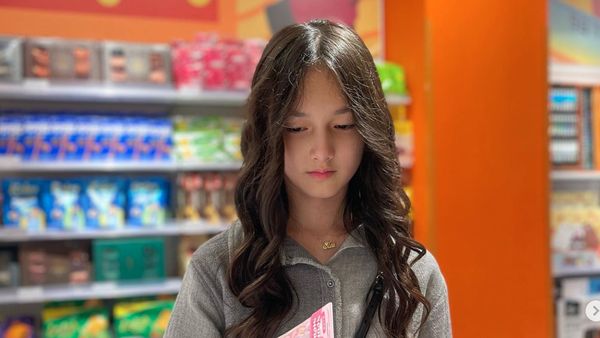 7 Foto Eleanor Putri Andhika Pratama yang Sudah ABG, Cantik Bak Eonni Korea