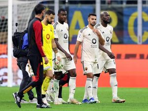 Roma Kalah, Mourinho Tuding Wasit Sengaja Incar Pemainnya Roma Kalah, Mourinho Tuding Wasit Sengaja Incar Pemainnya