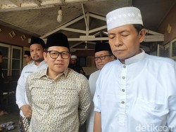 Cak Imin Kunjungi Ponpes Sumbriwingin, Didoakan AMIN Menang di Jember