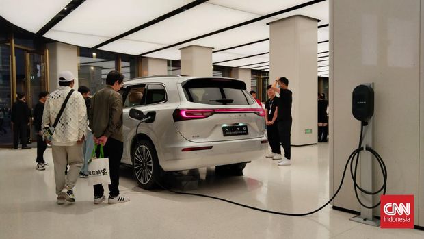 Dealer mobil listrik Aito Shanghai