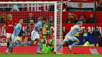 Haaland merayakan gol keduanya yang tercipta di menit keempat babak kedua. Foto: REUTERS/MOLLY DARLINGTON
