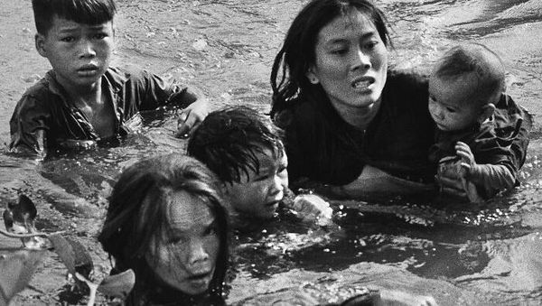 Foto Pemenang Pulitzer yang Memiliki Kisah Mencengangkan