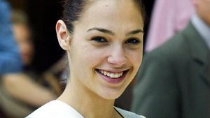 7 Potret Jadul Gal Gadot Ikut Kontes Kecantikan Miss Israel, Kini Banjir Hujatan