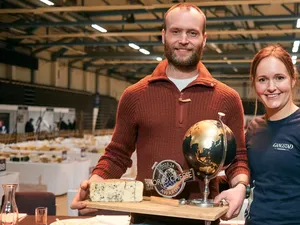 Keju Asal Norwegia Sabet Gelar Keju Terbaik di Dunia World Cheese Award 2023 Keju Asal Norwegia Sabet Gelar Keju Terbaik di Dunia World Cheese Award 2023