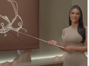 Kim Kardashian Rilis Bra Berputing, Alasannya Ini Auto Diolok-olok Netizen Kim Kardashian Rilis Bra Berputing, Alasannya Ini Auto Diolok-olok Netizen