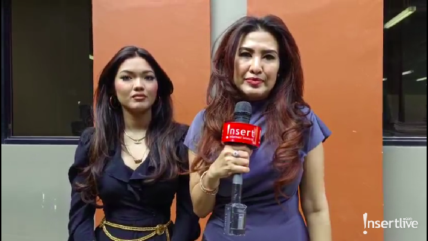 Liza Natalia dan sang anak