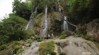 Melihat Keindahan Air Terjun Sri Gethuk