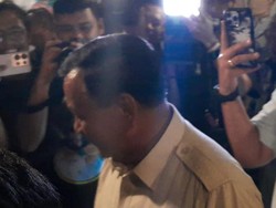Momen Prabowo Tertawa Usai Diteriaki Gemoy oleh Relawan