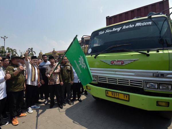Momen Zulhas Lepas Ekspor Pinang Produksi Muhammadiyah ke Jeddah