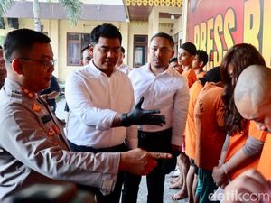 Polisi Tangkap 4 Pelaku Hipnotis di Pekanbaru, Kerugian Korban Rp 2 M