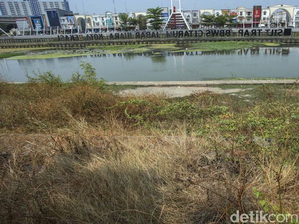 Nasib Sungai Cheonggyecheon Bekasi Kini Tak Terawat