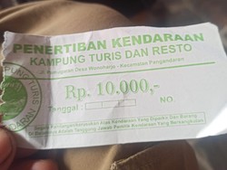 Bikin Kesal, Tarif Parkir Kampung Turis Pangandaran Kelewat Mahal