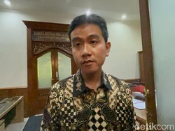 Respons Gibran Saat Disebut Bikin Narasi Dizalimi Bila Dipecat PDIP