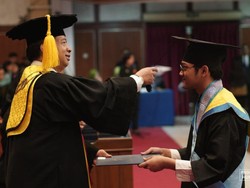 72,7 Persen Mahasiswa Lulus Cumlaude, Rektor UNS: Tren Semakin Baik
