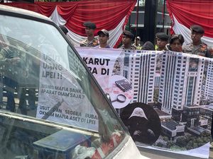 Aksi Massa di Kemenkeu Tuntut Usut Sengkarut LPEI