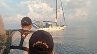 Bakamla RI Evakuasi Kapal Layar Australia di Perairan Natuna Utara