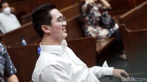 Ekspresi Makelar Perkara MA Didakwa Terima Suap Rp 11,2 M