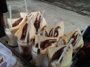 Mengenal Es Kapal Khas Solo: Asal-usul hingga Resepnya