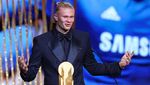 Gaya Erling Haaland Saat Raih Gerd Mueller Trophy 2023