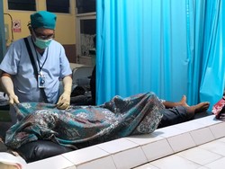 Pergi Menyuluh Ikan, Pria Epilepsi Ditemukan Tewas di Dasar Laut