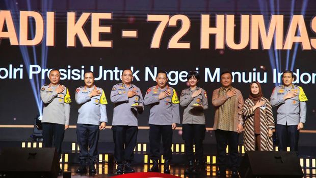 Kapolri Jenderal Listyo Sigit Prabowo hadiri HUT Divisi Humas Polri ke-72 (dok.istimewa)