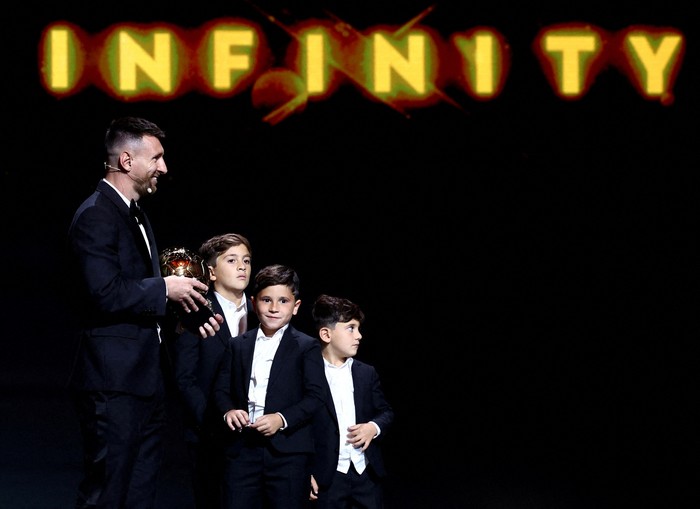 Messi Dibuat Pusing Tiga Anaknya, Semua Mau Jadi Nomor 10