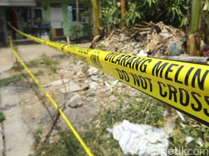 TKP Penembakan Pria di Bekasi Digaris Polisi TKP Penembakan Pria di Bekasi Digaris Polisi