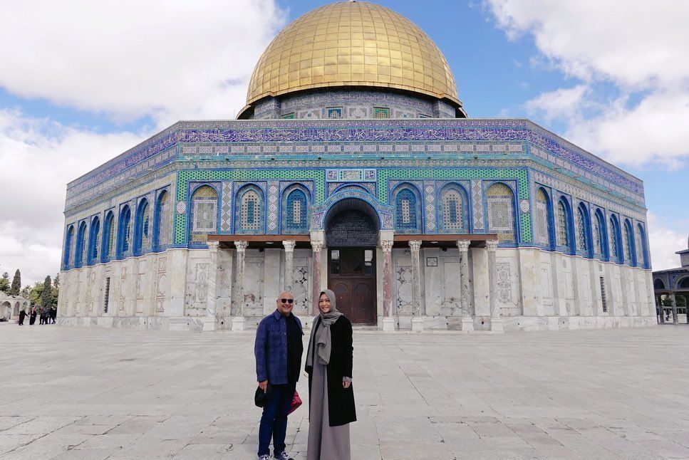 Maia Estianty dan Irwan Mussry Liburan ke Israel