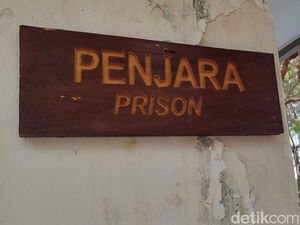 Kisah Penjara Terkejam Batavia, Napi yang Tertawa Dilempar Granat Kisah Penjara Terkejam Batavia, Napi yang Tertawa Dilempar Granat