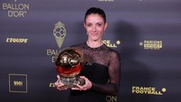 Sebelumnya, Putellas sendiri sudah dua kali beruntun meraih Ballon dOr Feminin. Ini jadi yang pertama kalinya bagi Bonmati.  