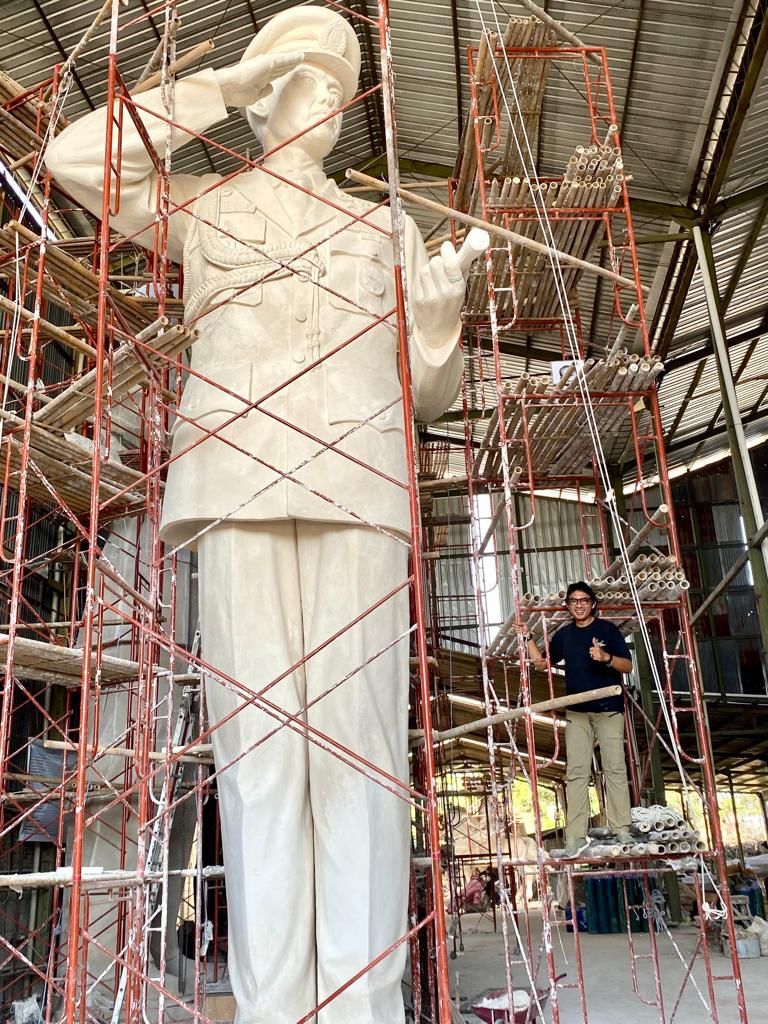 Proses pembangunan Monumen Jenderal Hoegeng Iman Santoso