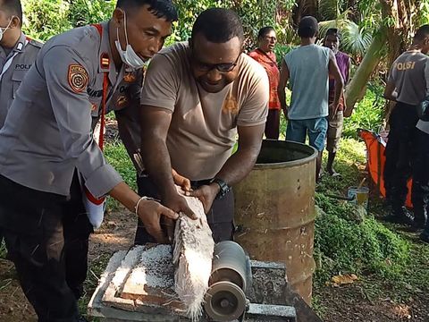 Ps Kasat Binmas Polres Jayapura Ipda Made Ambo