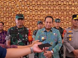 Baliho Ganjar-Mahfud Dicopot Saat Kunker Jokowi, Mahendra Sebut Jaga Estetika