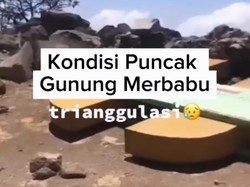 Viral, Tugu Triangulasi Puncak Gunung Merbabu Roboh