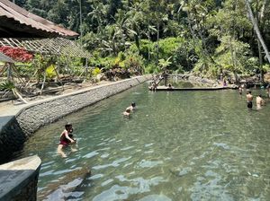 Tukad Arca, Pemandian Tersembunyi Airnya Sebening Kaca