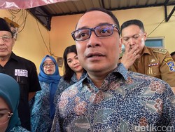 Jelang Musim Hujan, Walkot Eri Minta Warga Surabaya Ikut Jaga Lingkungan