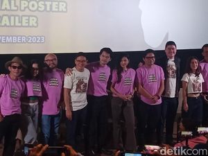 Nunung dan Tessy Jadi Cameo di Film Srimulat: Hidup Memang Komedi Nunung dan Tessy Jadi Cameo di Film Srimulat: Hidup Memang Komedi