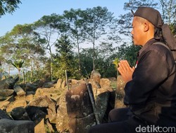 Mitos Gunung Padang: Tempat Mencari Kekayaan dan Jabatan?