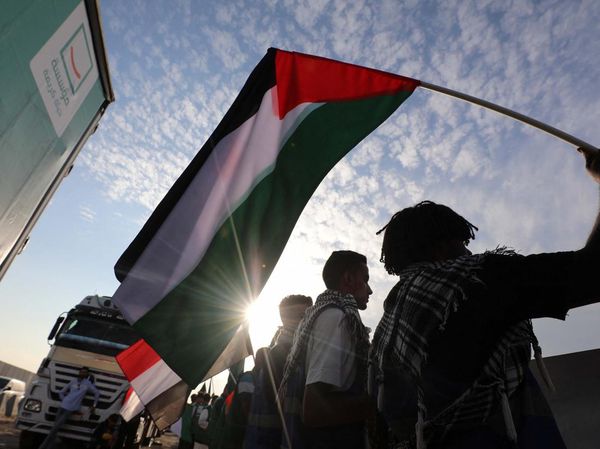 Kunjungi Perbatasan Rafah, PM Mesir Disambut Demo Pro Palestina