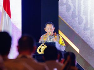 Arahan Kapolri ke Penyidik untuk Siap Lawan Praperadilan Firli Bahuri