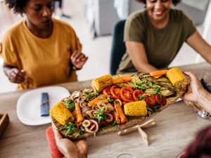 Apa Itu Vegetarian? Simak Pengertian dan Jenis-jenisnya Apa Itu Vegetarian? Simak Pengertian dan Jenis-jenisnya