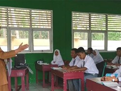 Sosok Norma Yanti, 2 Bulan Jadi Guru Pulau Terluar Langsung Torehkan Prestasi