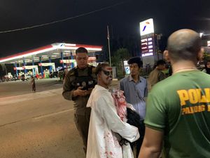 Satpol PP Bogor Tindak Pengemis Kuntilanak-Pocong: Anak Kecil Pada Takut