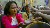 Produk Kecantikan yang Bikin Perempuan Makin Glowing