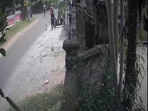 Mantan Anggota DPRD Jembrana Bertengkar, Saling Ancam Pakai Sajam Mantan Anggota DPRD Jembrana Bertengkar, Saling Ancam Pakai Sajam