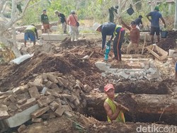 Cerita Pekerja Pemindah Ratusan Makam Terdampak Proyek Tol Jogja-Solo