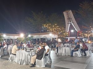 Pj Gubernur Sulsel Jamu Skuad PSM Makassar Makan Malam di Rujab